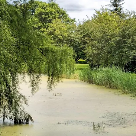 4 Person In Tonder-by Traum *