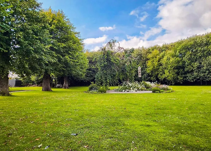 4 Person In Tonder-by Traum